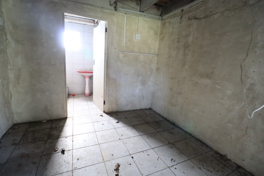 Commercial Property for Sale in Chelsea Eastern Cape